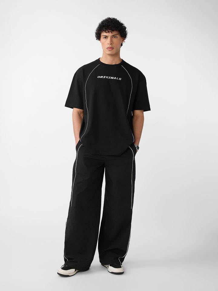 Men's Oversized Fit T-Shirt with Metallic Contrast Piping
